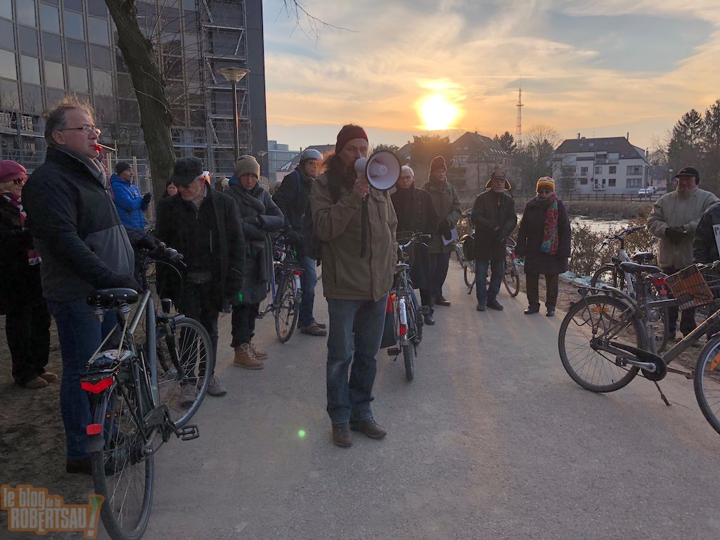 cyclistes_parlement 10