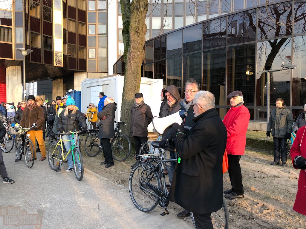 cyclistes_parlement 13