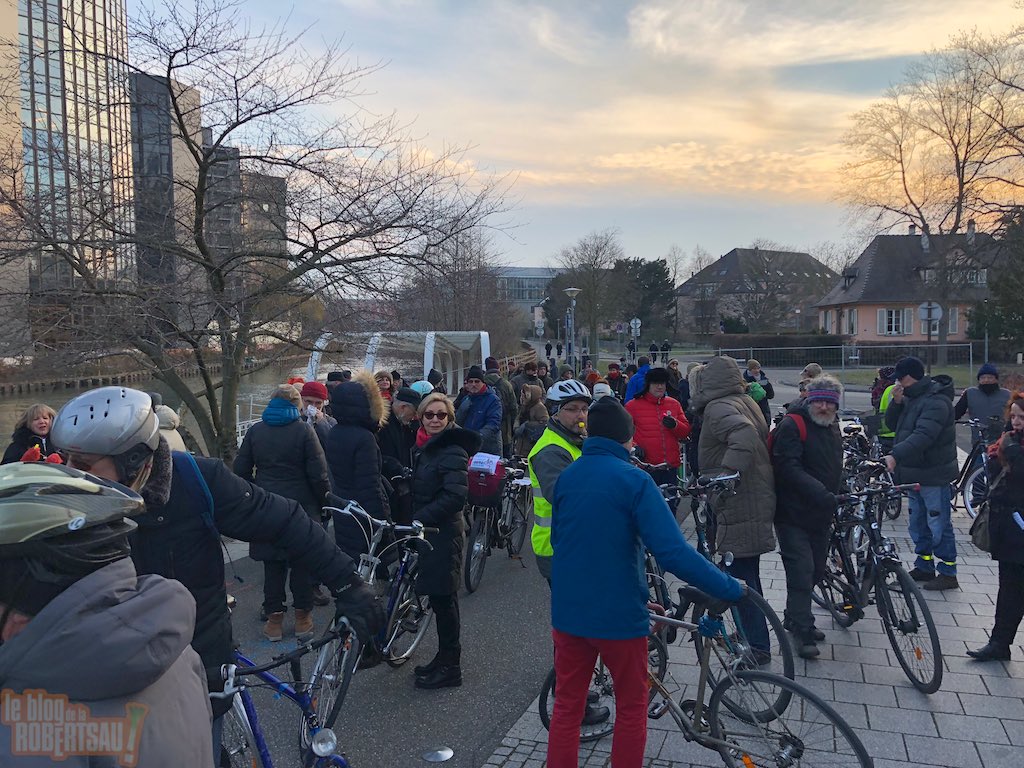 cyclistes_parlement 8