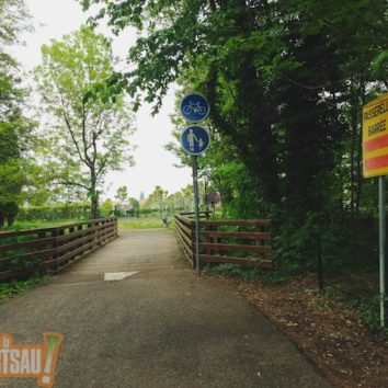 Travaux sur la passerelle entre le Cimetière Nord et le sentier de l'Aubépine