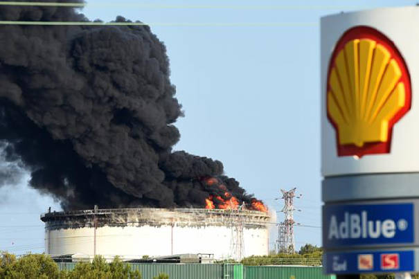 FRANCE-FIRE-CHEMICALS-PETROL