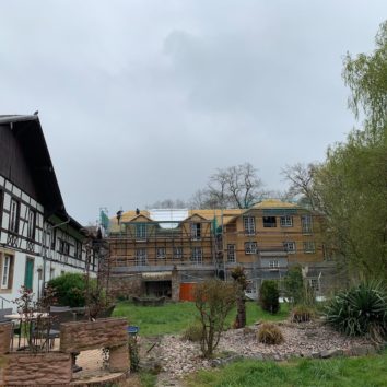 [Vidéo] Visite du chantier du Parc, l'extension de l'hôtel du château de Pourtalès
