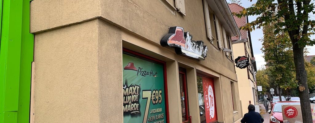 Commerces : ça ferme, ça tangue et ça ouvre (peut-être)