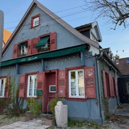 La Vignette fermée. Changement de propriétaire en vue ?